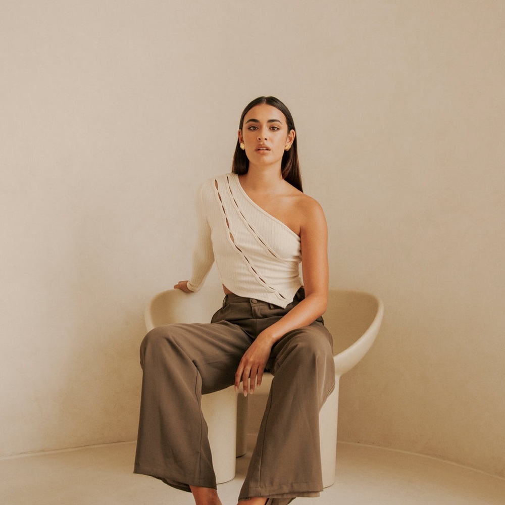 SABO one shoulder top